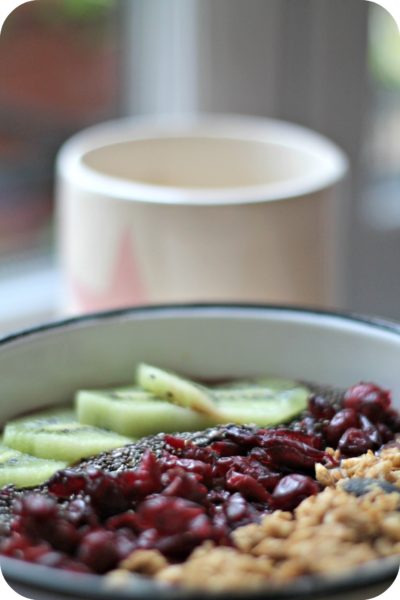 acai bowl - the funky fresh project 